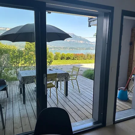 Apartment Joli Avec Superbe Vue Sur Le Du Bourget Bourdeau
