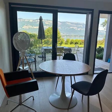 Joli Avec Superbe Vue Sur Le Du Bourget * Bourdeau